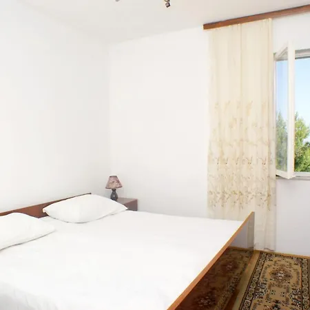 Family Friendly Seaside Vlasici, Pag - 4131 Vlasici