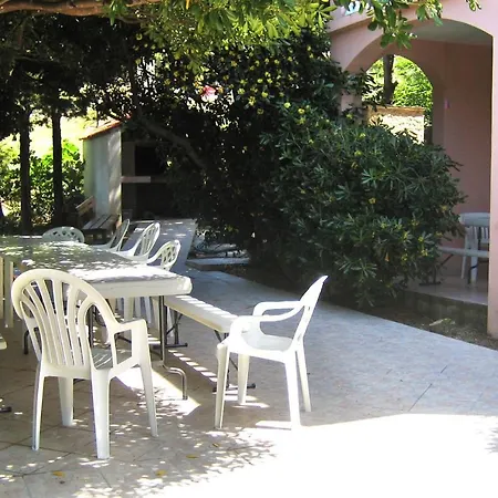 شقة Family Friendly Seaside Vlasici, Pag - 4131 Vlašići