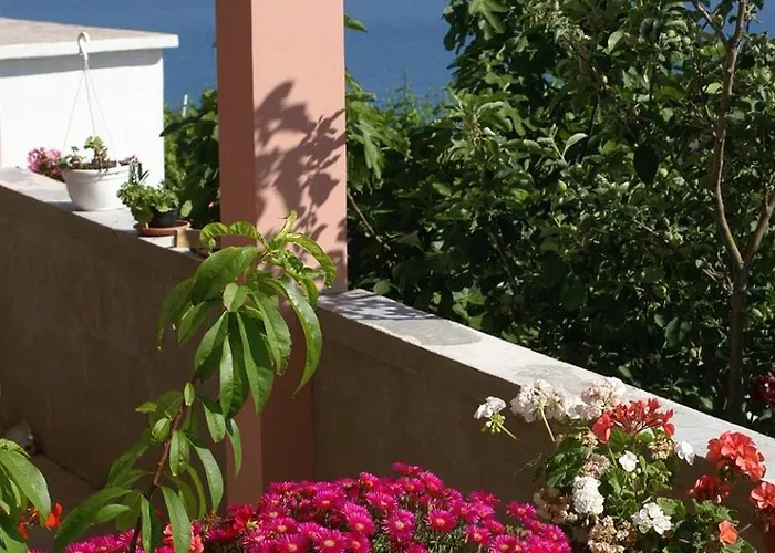 Family Friendly Seaside Vlasici, Pag - 4131 *